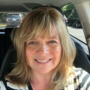 Meet your Posher, Lisa